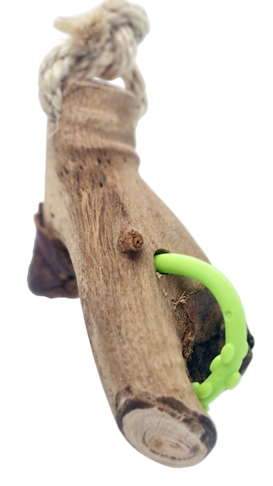 Sisal Rope Green Ring & Timber Toy