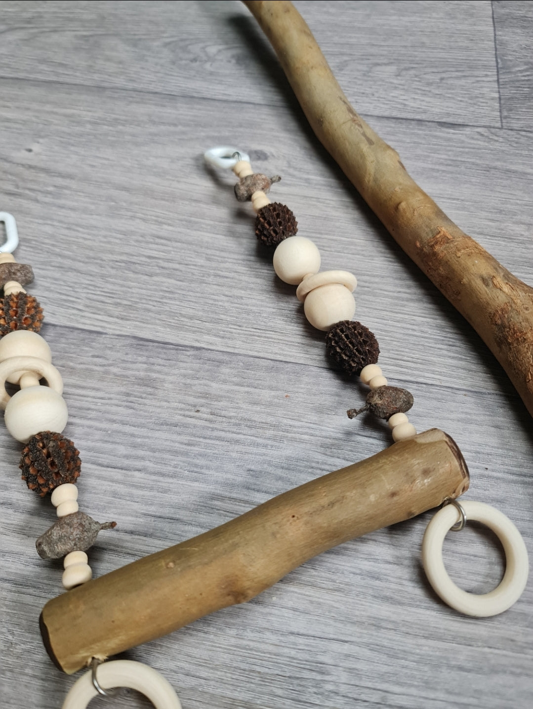 Spotted Gum Single 45cm x 2.5cm Bolt On Perch & Swing Set