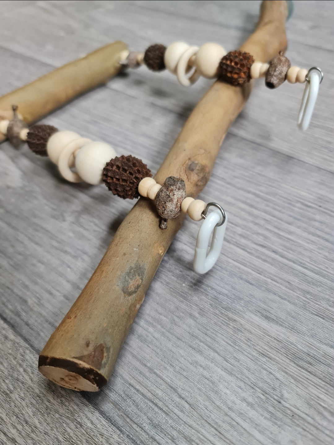 Spotted Gum Single 45cm x 2.5cm Bolt On Perch & Swing Set