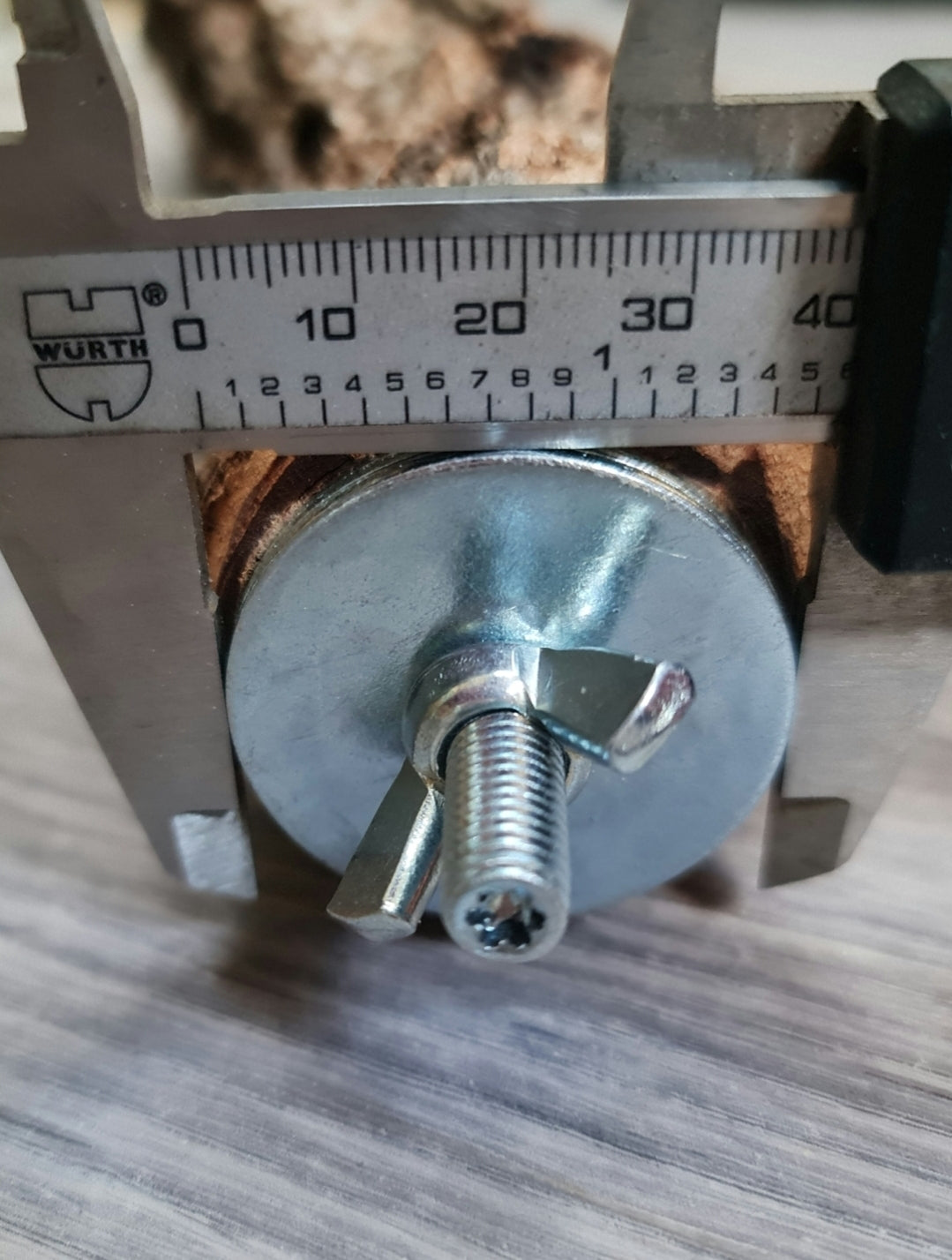 Spotted Gum Single 45cm x 2.5cm Bolt On Perch & Swing Set