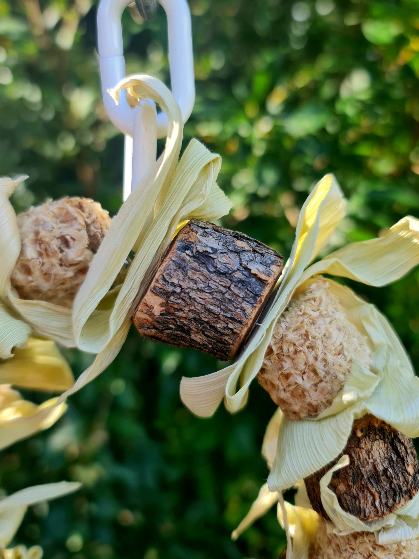 Corn Cob & Husk Ironbark Wreath Forest Shreddable Ring