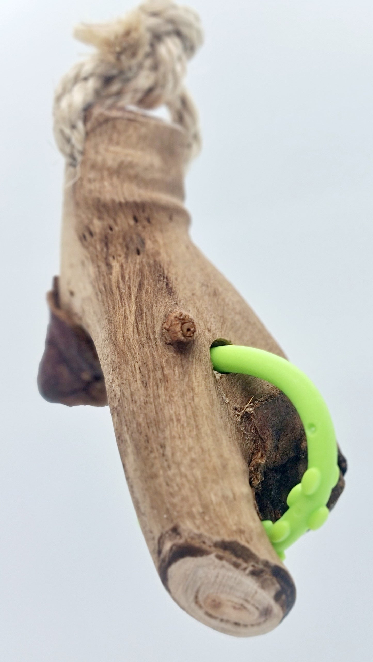 Sisal Rope Green Ring & Timber Toy