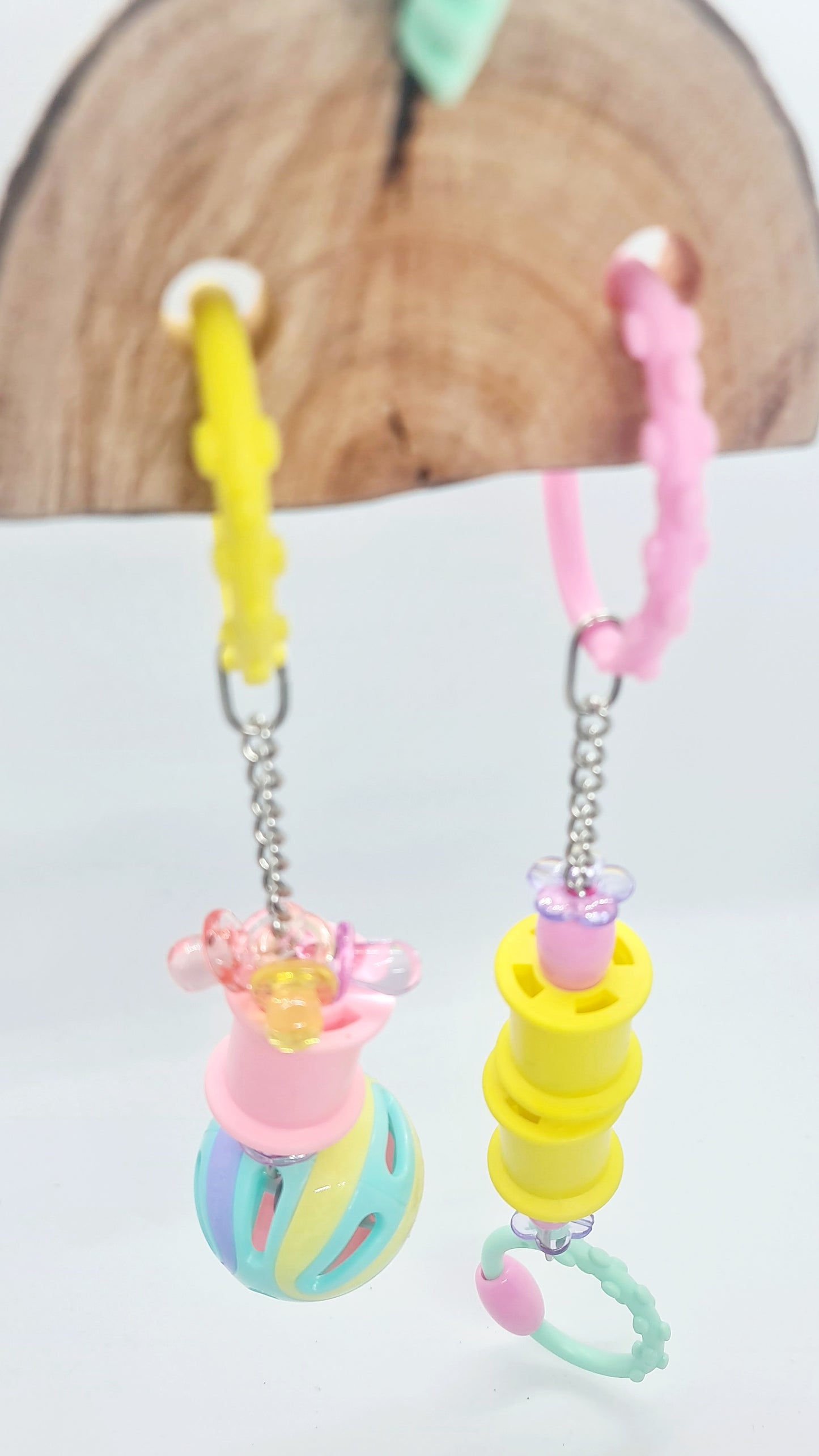 Pastel Rattle & Play Chain Toy