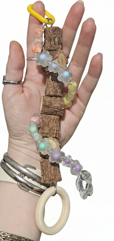 Daisy Delight Bird Toy