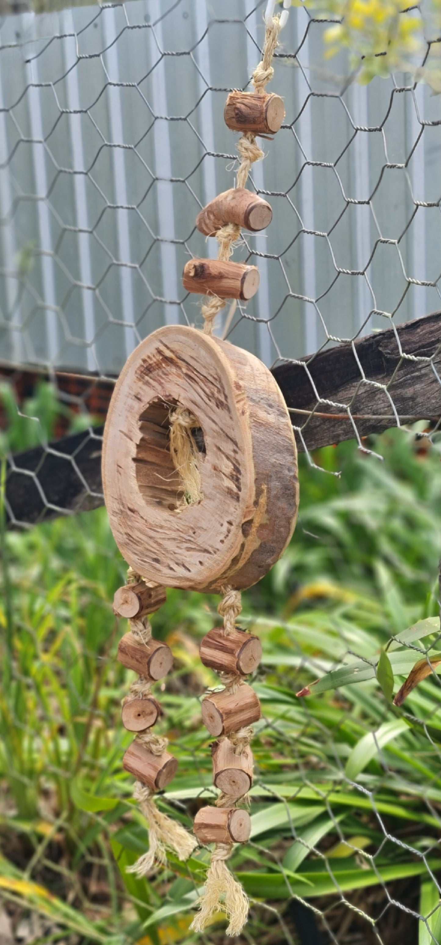 Spotted Gum Lolly Ring Sisal Rope Forest Shreddable Toy