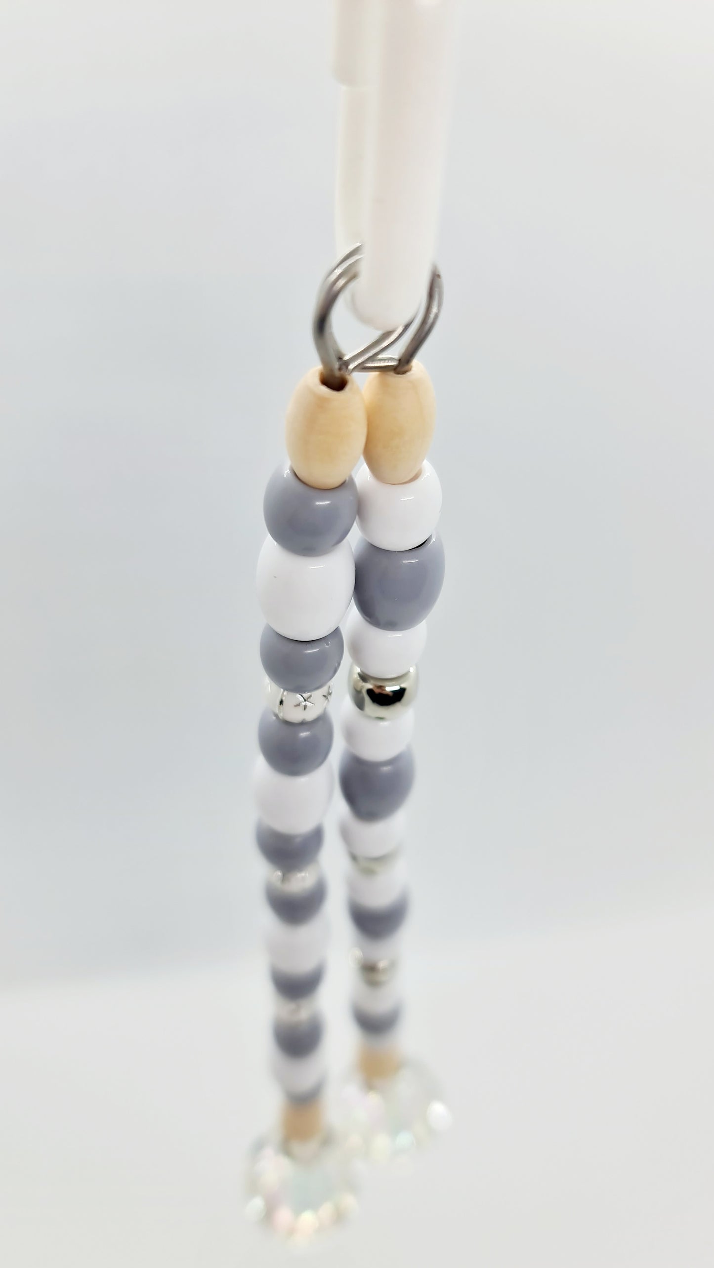 Crystally Grey/Silver/White/Wood Double Strand Toy